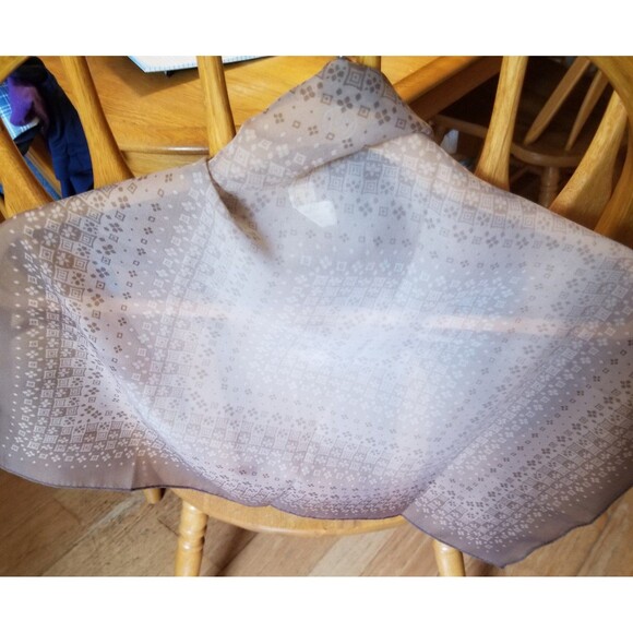 Polyester Scarf made in japan 21" square approximate - Picture 2 of 6